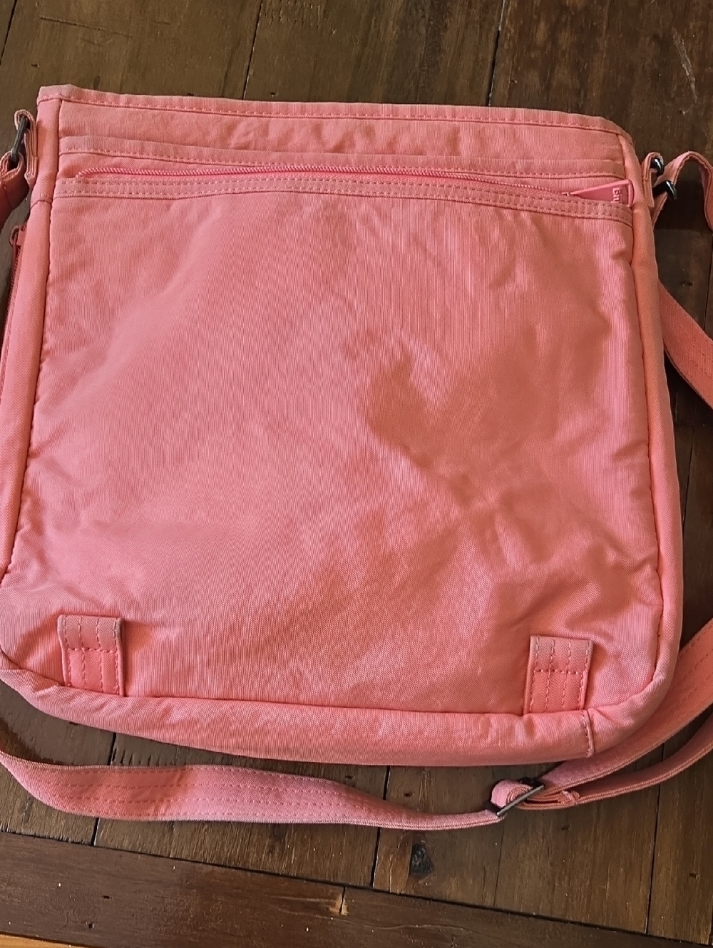 Lug Bag - Picture 4 of 5